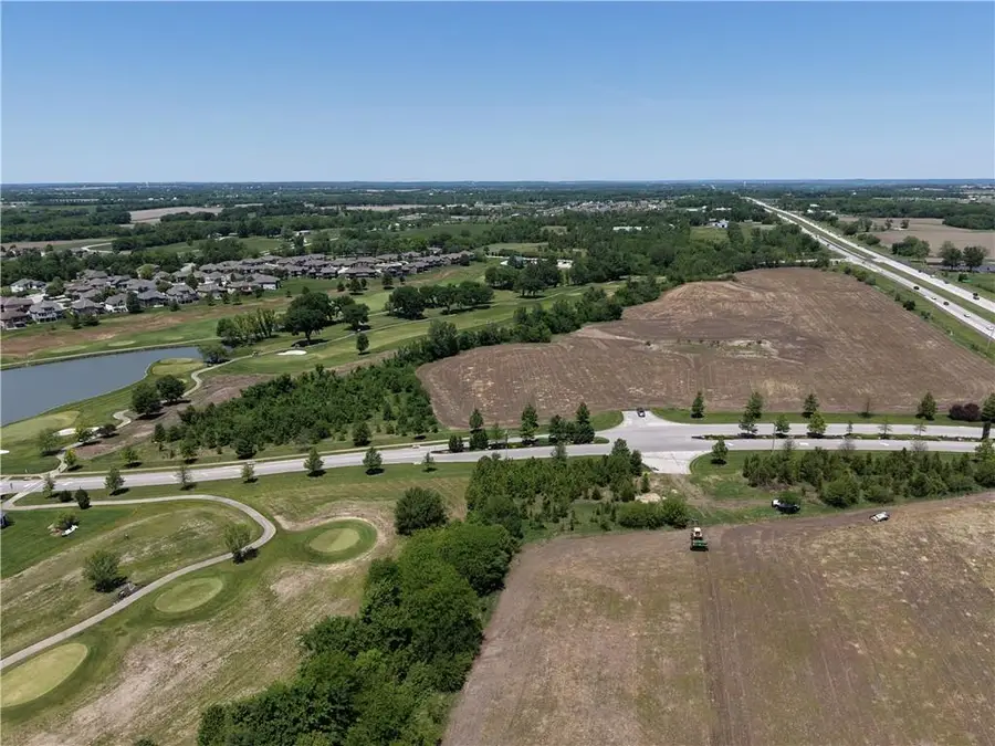13901 Hollingsworth Road, Basehor, KS 66007 - #2