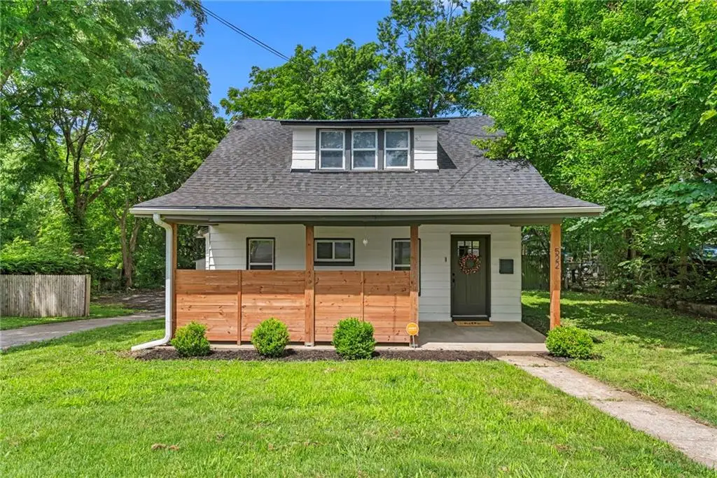 522 S Cedar Avenue, Independence, MO 64053 - #1