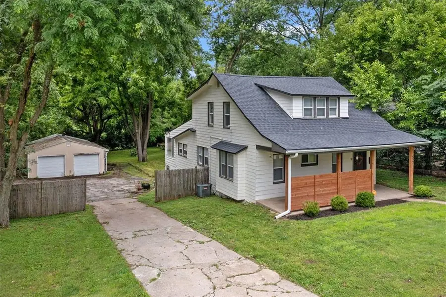522 S Cedar Avenue, Independence, MO 64053 - #3