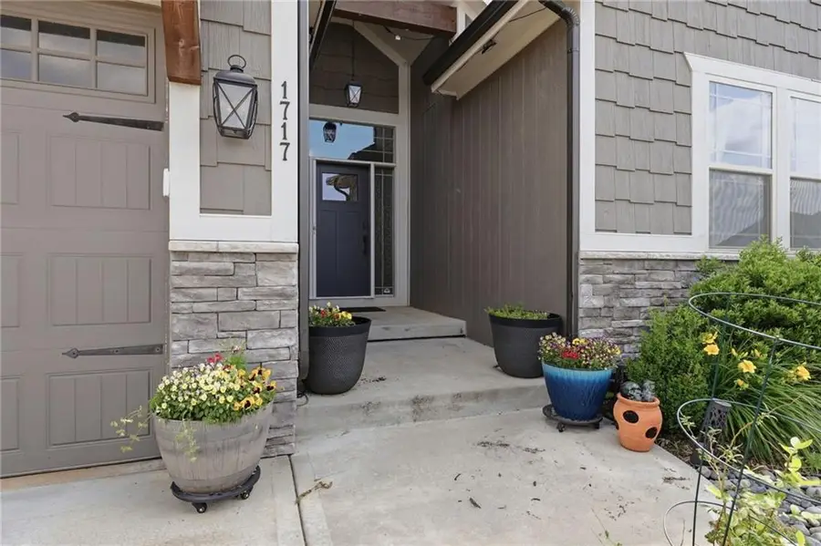 1717 SW 26th Terrace, Lees Summit, MO 64082 - #3