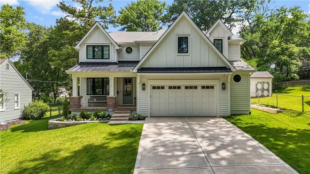 4122 W 73rd Terrace, Prairie Village, KS 66208 - #1