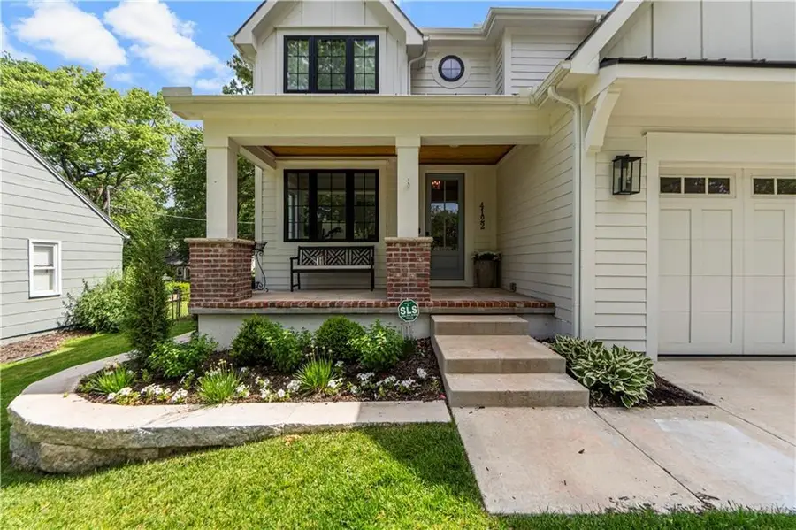 4122 W 73rd Terrace, Prairie Village, KS 66208 - #2