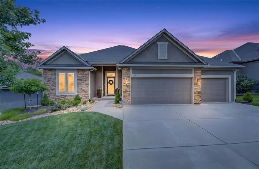 12255 NW Belmont Drive, Platte City, MO 64079 - #2