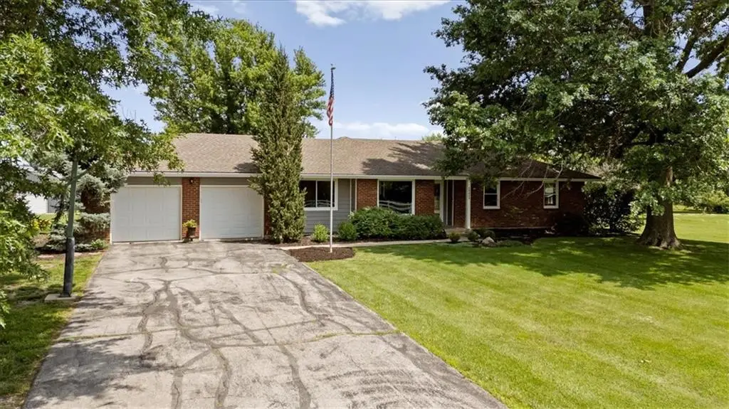 20425 Nall Avenue, Stilwell, KS 66085 - #1