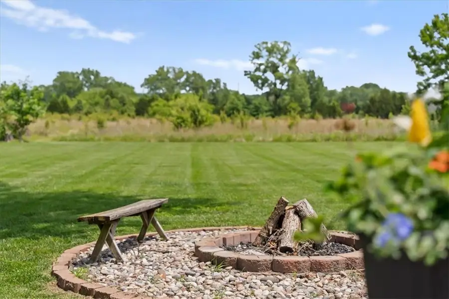20425 Nall Avenue, Stilwell, KS 66085 - #2