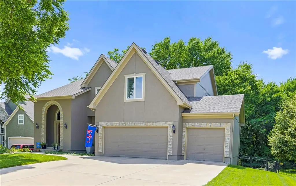 6044 Brownridge Drive, Shawnee, KS 66218 - #1