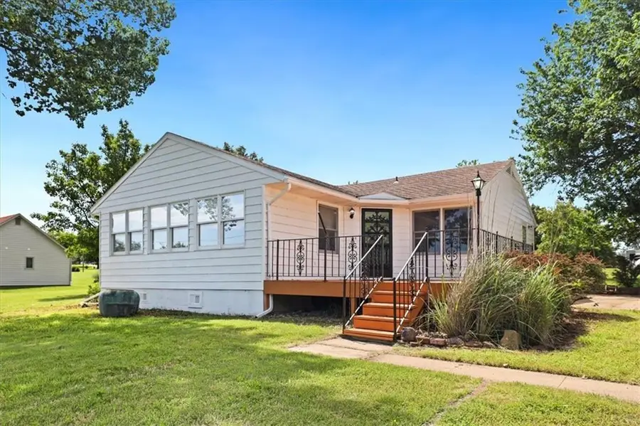 2629 South Shore Drive, Vassar, KS 66543 - #3