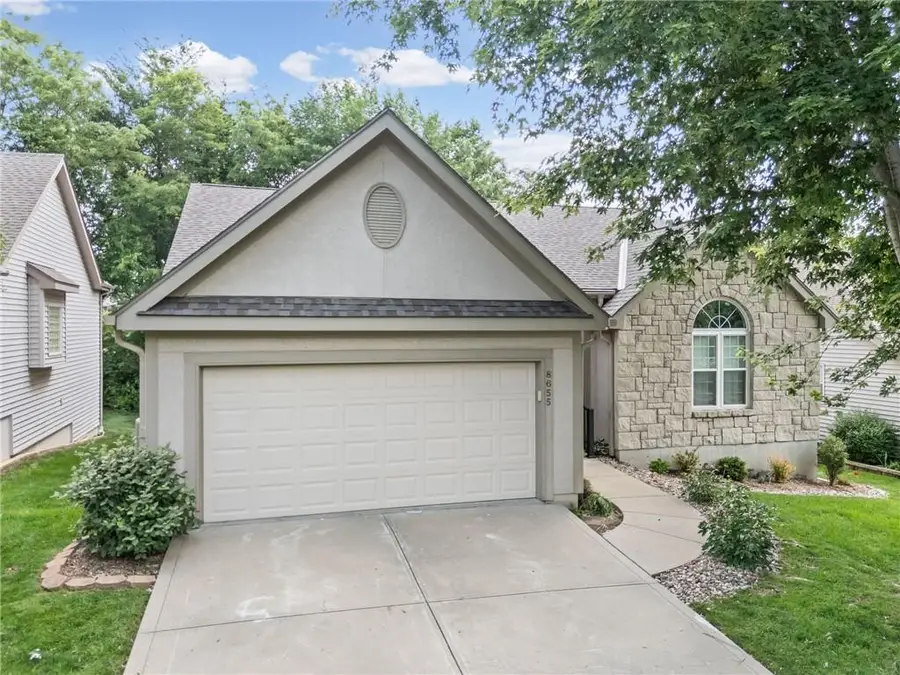 8655 N Britt Avenue, Kansas City, MO 64154 - #3