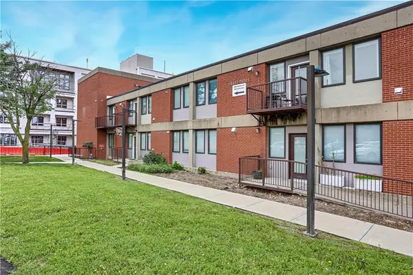 2980 Baltimore Avenue #2208, Kansas City, MO 64108
