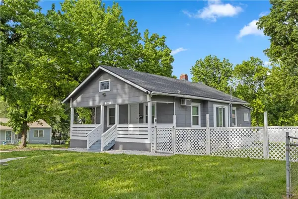 7101 Indiana Avenue, Kansas City, MO 64132