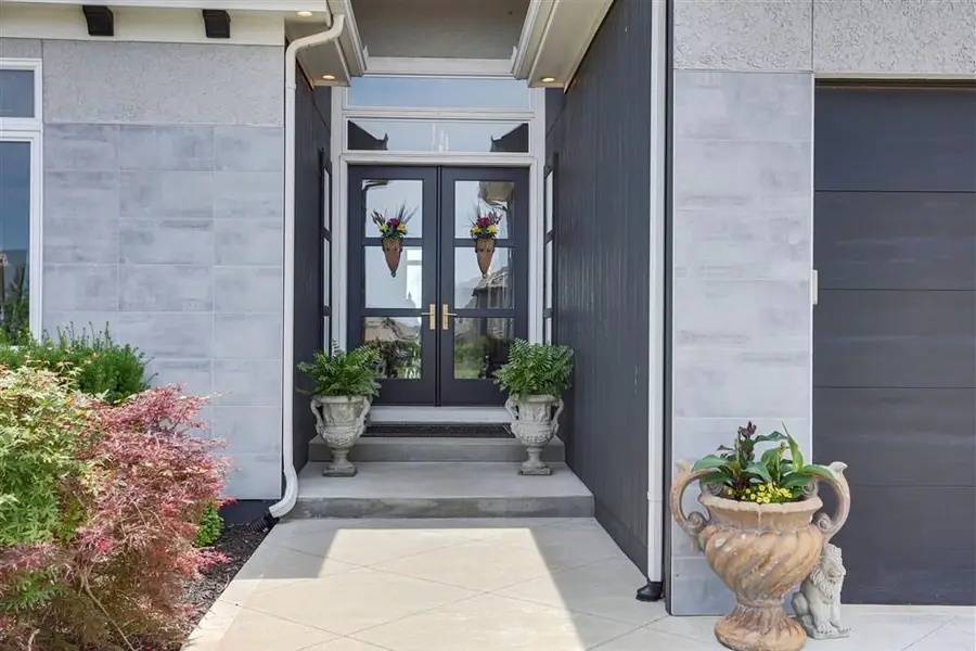 17137 Bradshaw Street, Overland Park, KS 66221 - #2