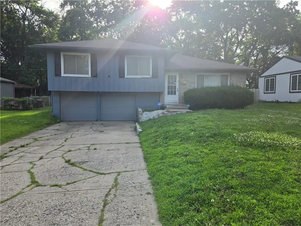 9808 Bennington Avenue, Kansas City, MO 64134 - #1