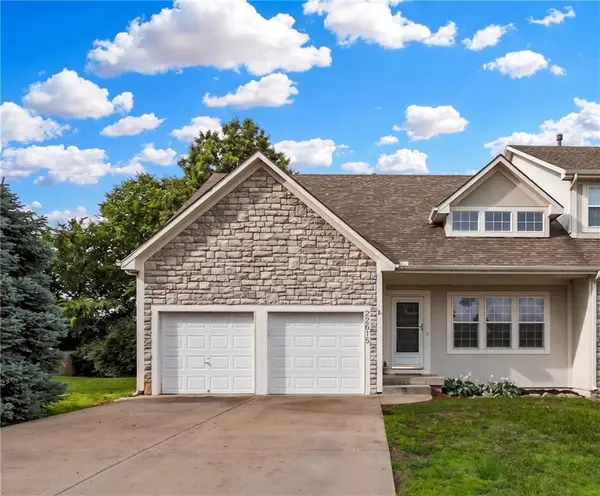 22615 W 76th Terrace, Shawnee, KS 66227