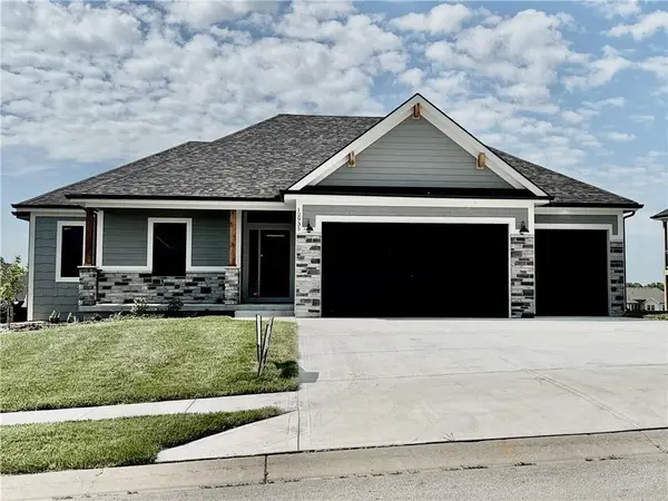 12735 N Champanel Way, Platte City, MO 64079