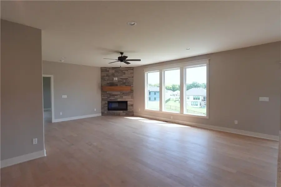 12735 N Champanel Way, Platte City, MO 64079 - #3