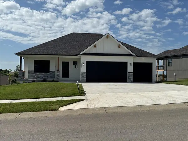 12745 N Champanel Way, Platte City, MO 64079