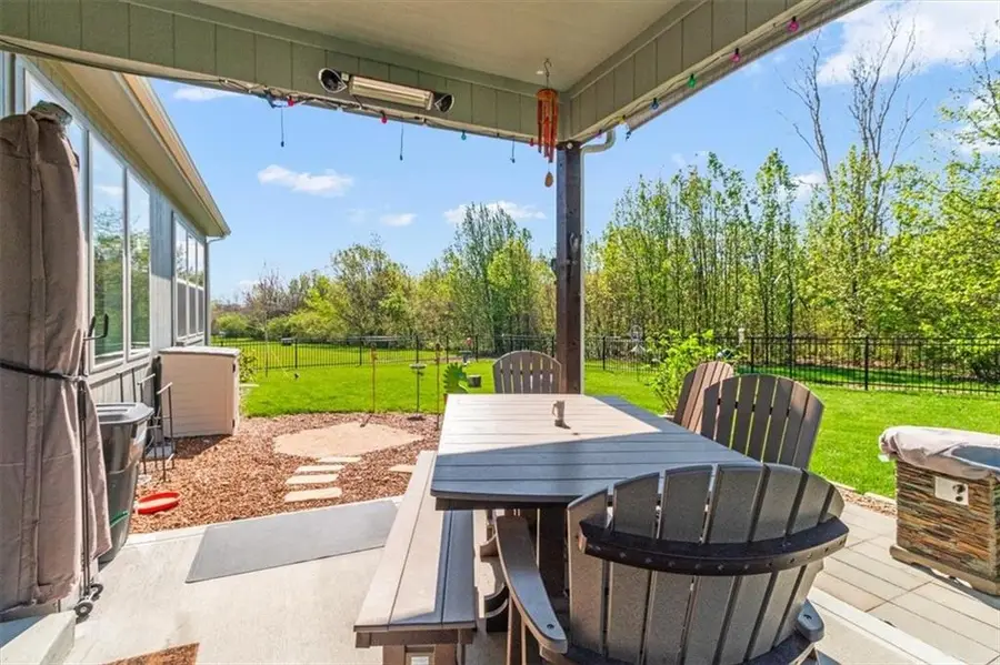 1713 NE Ravenwood Drive, Lees Summit, MO 64086 - #3