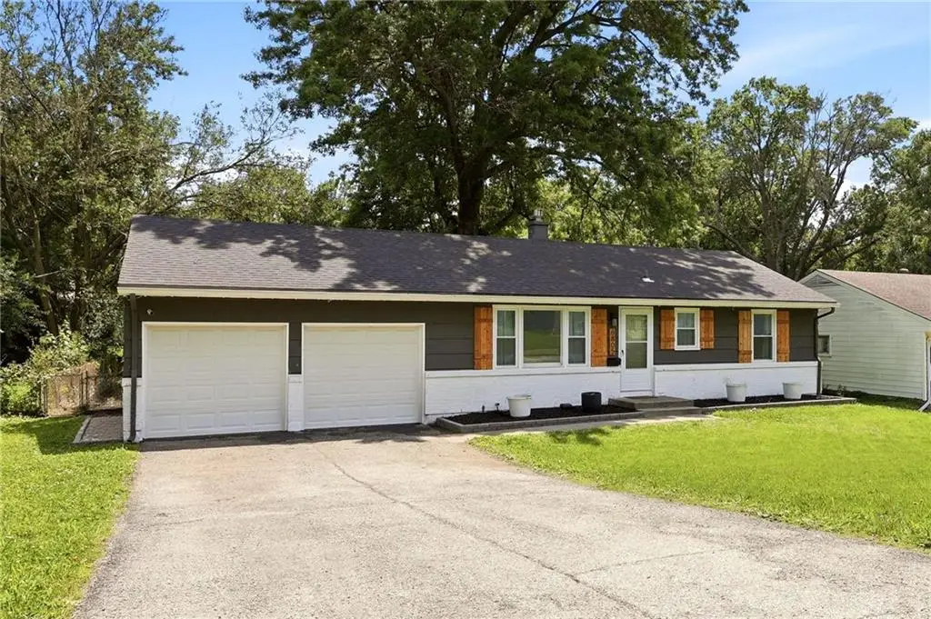 6805 E 96th Terrace, Kansas City, MO 64134 - #1
