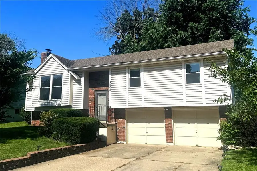 3008 S Bryn Mawr Drive, Independence, MO 64057 - #3