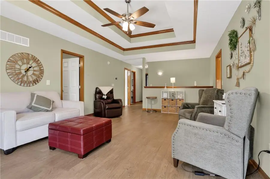 415 NE 101st Street, Kansas City, MO 64155 - #3