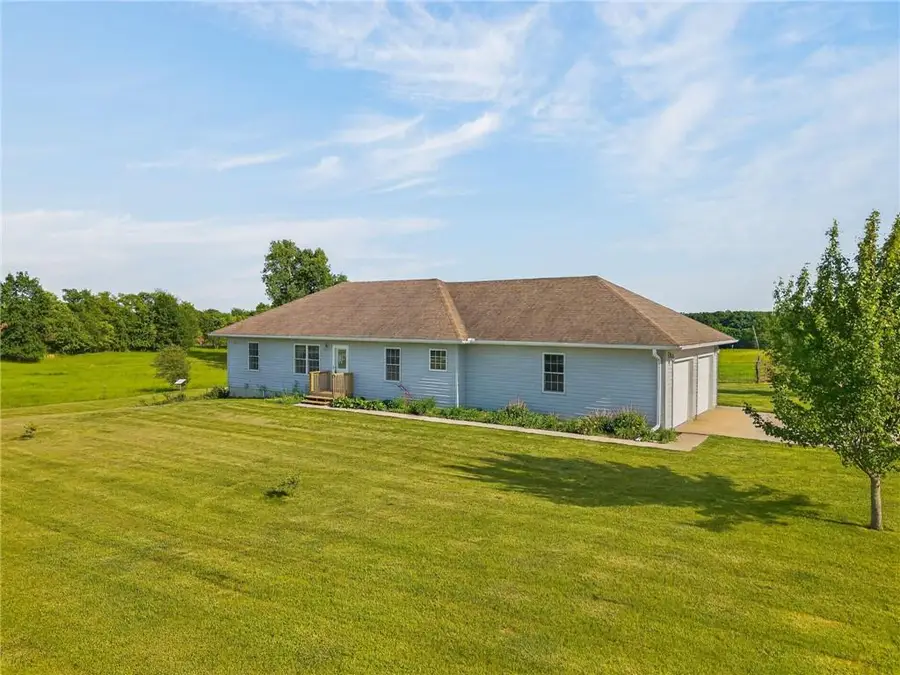 8652 SE Bethany Drive, Cowgill, MO 64637 - #2