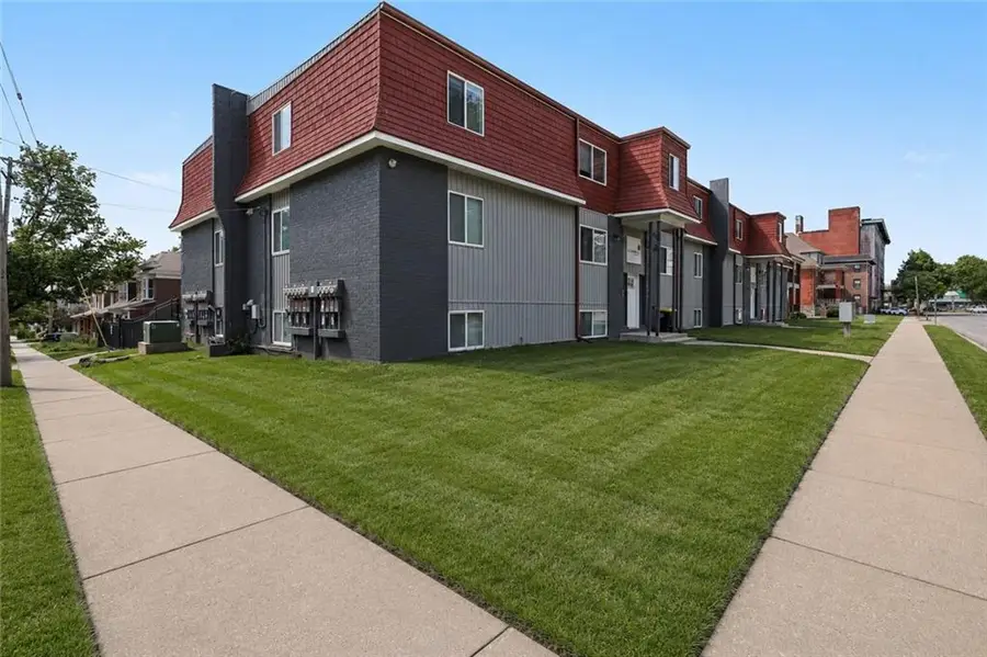 3240 Harrison Street, Kansas City, MO 64109 - #3