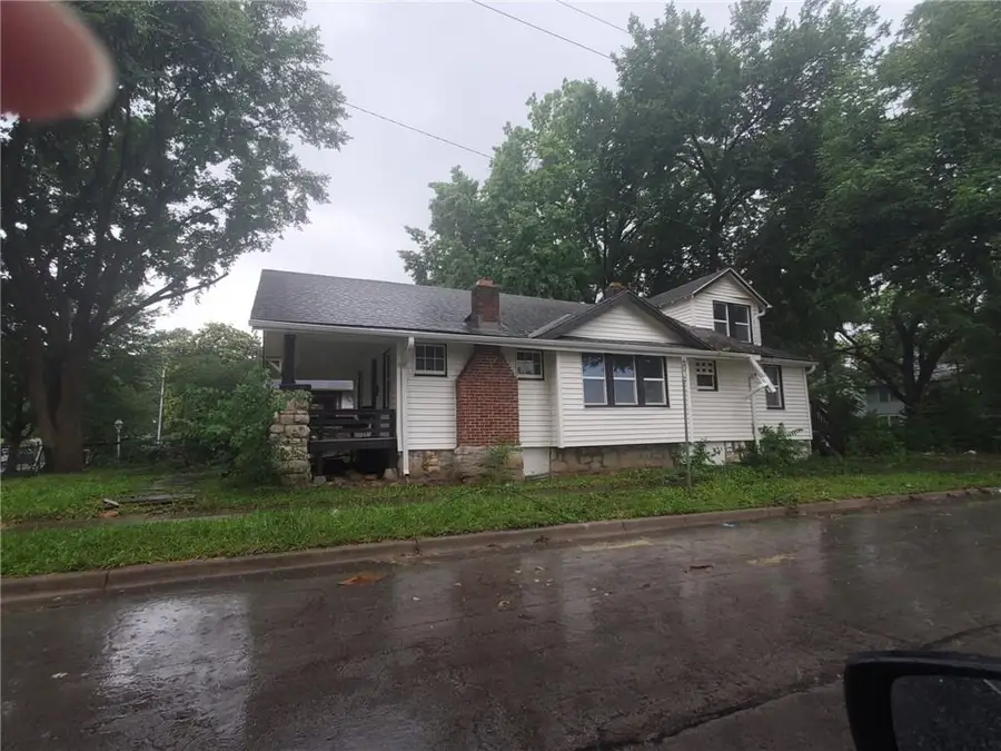 5800 Virginia Avenue, Kansas City, MO 64110 - #2