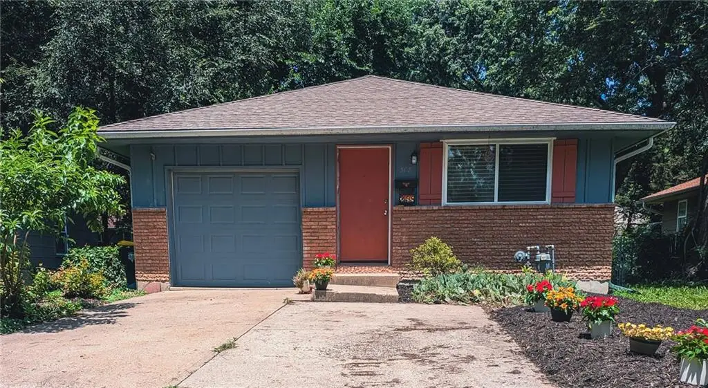 308 E 78th Terrace, Kansas City, MO 64114 - #1