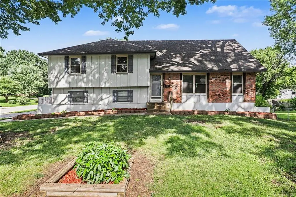 13301 Lowell Avenue, Grandview, MO 64030 - #1