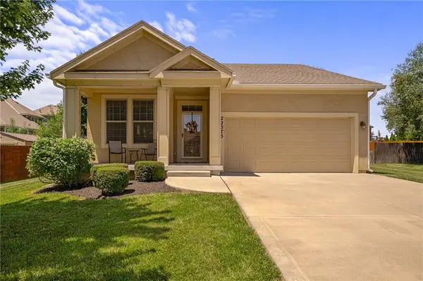 22375 St Francis Street, Spring Hill, KS 66083