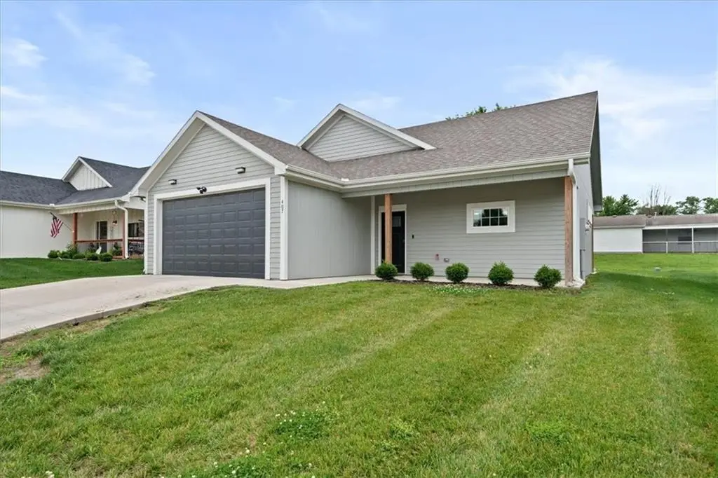 407 NE Sycamore Court, Oak Grove, MO 64075 - #1
