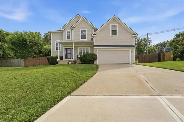 12229 Pine Valley Drive, Kansas City, KS 66109