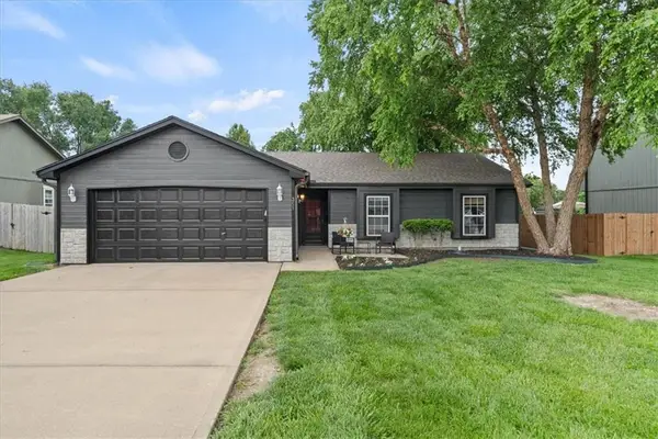351 W Skylark Street, Gardner, KS 66030