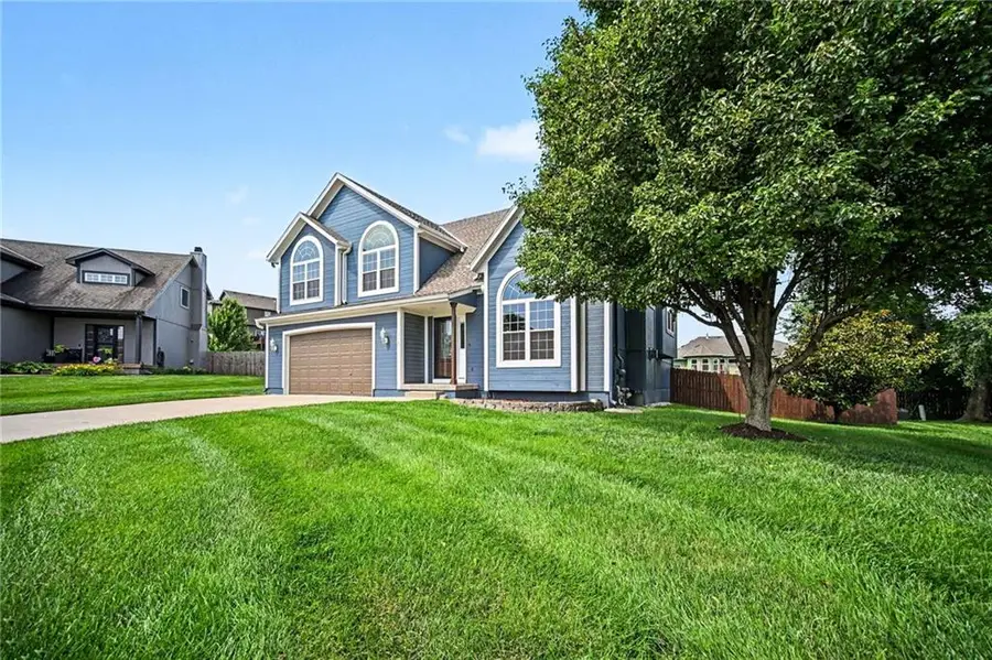712 Madison Creek Court, Raymore, MO 64083 - #2