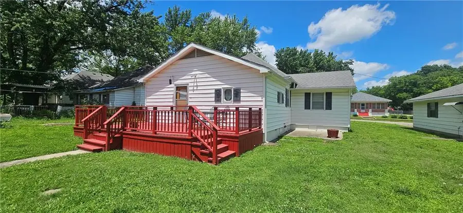 119 E 3rd Street, Mulberry, KS 66756 - #2