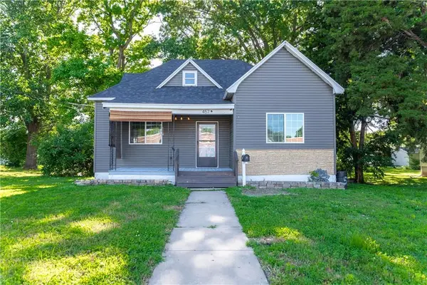 457 S Lyon Avenue, Marshall, MO 65340