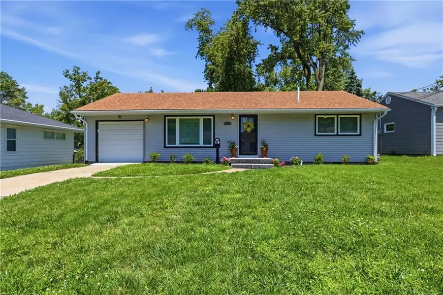 12718 W 92 Street, Lenexa, KS 66215 - #2