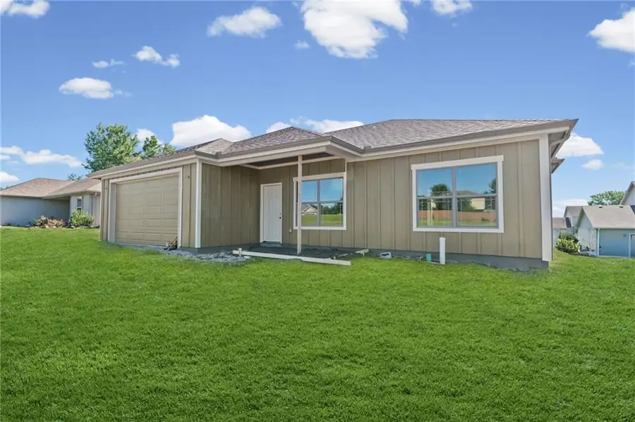 508 Greenridge Avenue, Cameron, MO 64429 - #3