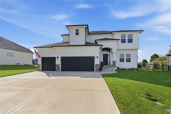 9305 NE 98th Terrace, Kansas City, MO 64157