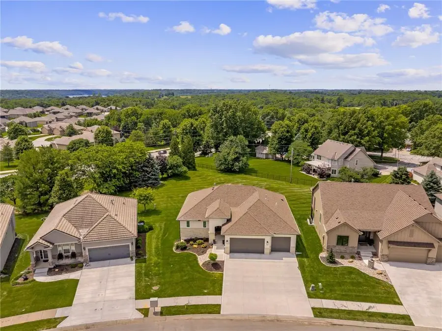 4209 NE Hideaway Drive, Lees Summit, MO 64064 - #2