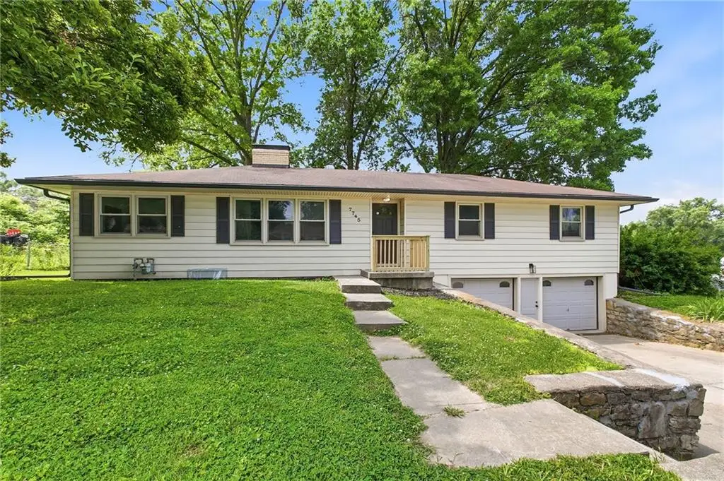 7745 Yecker Avenue, Kansas City, KS 66109 - #1