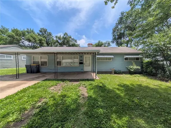 11225 Corrington Avenue, Kansas City, MO 64134