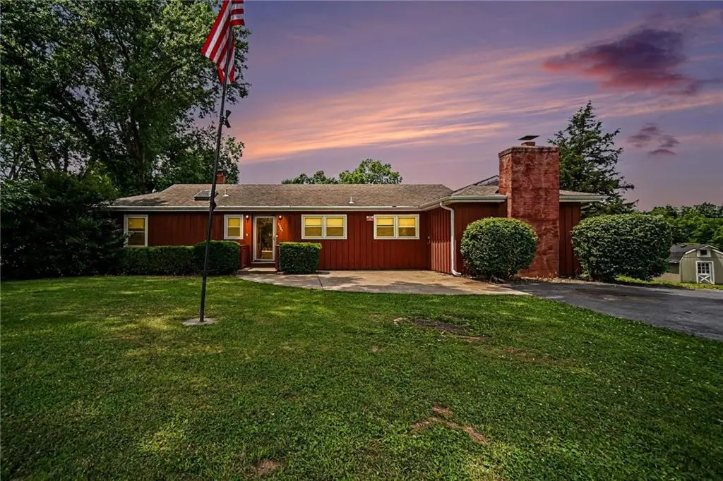 1728 S Berry Road, Independence, MO 64057 - #1