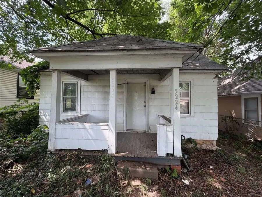 5224 Scarritt Avenue, Kansas City, MO 64123 - #2