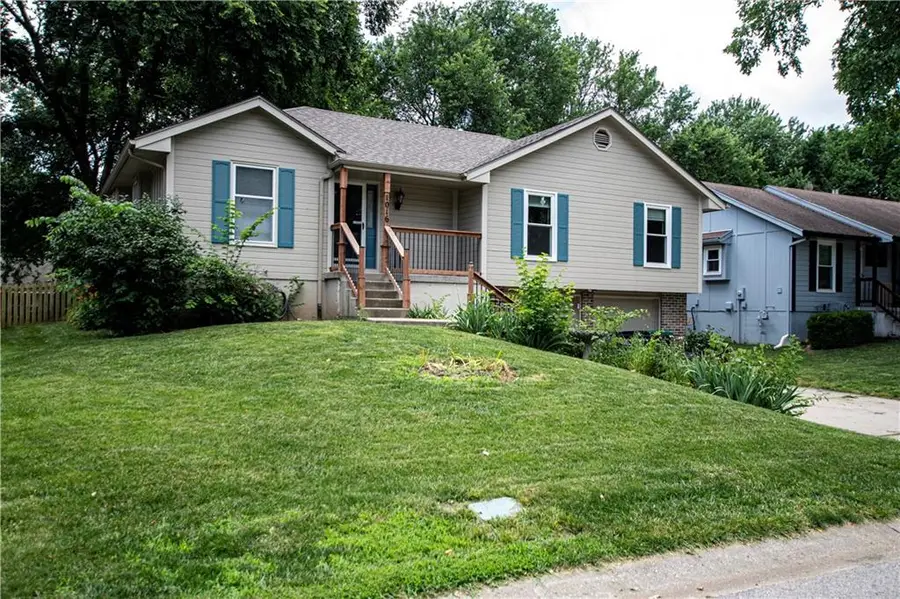 1016 SW Eastman Street, Blue Springs, MO 64015 - #3