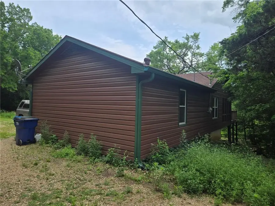 1619 E 318th Road, Lecompton, KS 66050 - #2