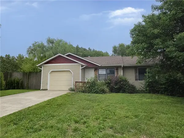 1524 Savage Street, Eudora, KS 66025