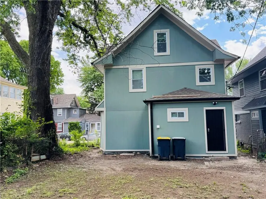 5246 Lyon Avenue, Kansas City, MO 64123 - #2
