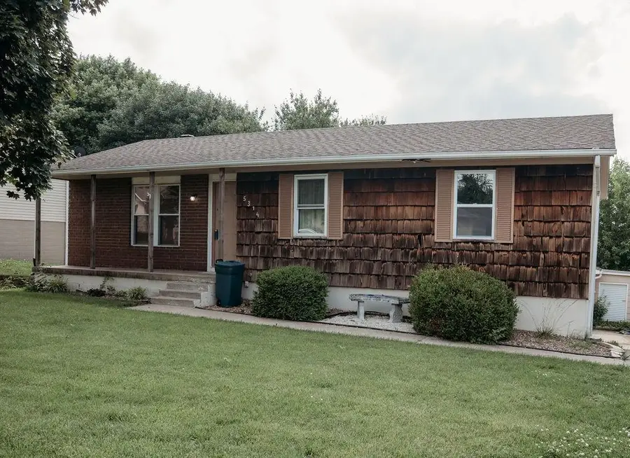 5314 S 16th Terrace, Saint Joseph, MO 64504 - #2