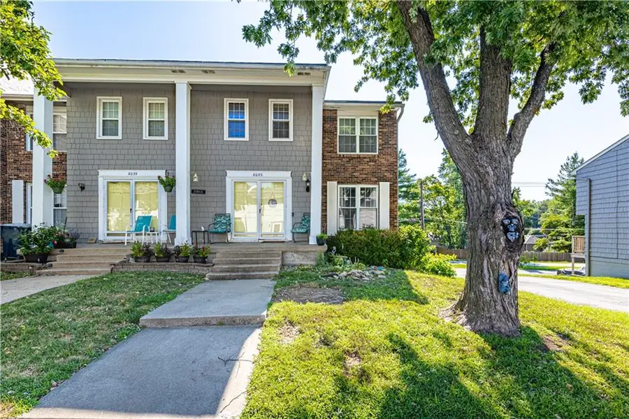 8033 N Harrison Lane, Kansas City, MO 64118 - #2